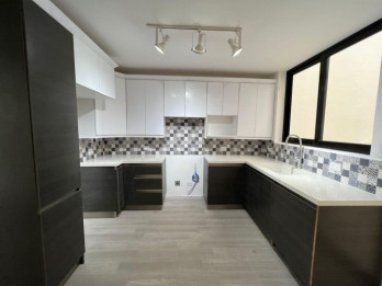 CASA EN VENTA EN ZONA 15 