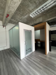 Oficina en Renta en Desing Center zona 10