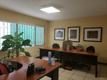 CASA EN RENTA, ZONA 14