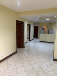 Apartamento en Renta Zona 10, Edificio Milenia