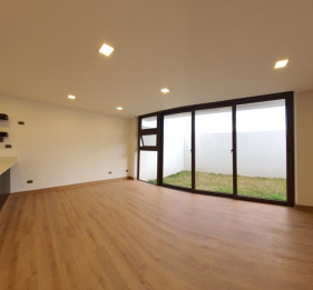Exclusivo condominio casa en venta individual zona 15 