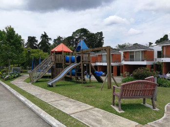 Venta o renta de casa en Ensenada de San Isidro zona 16