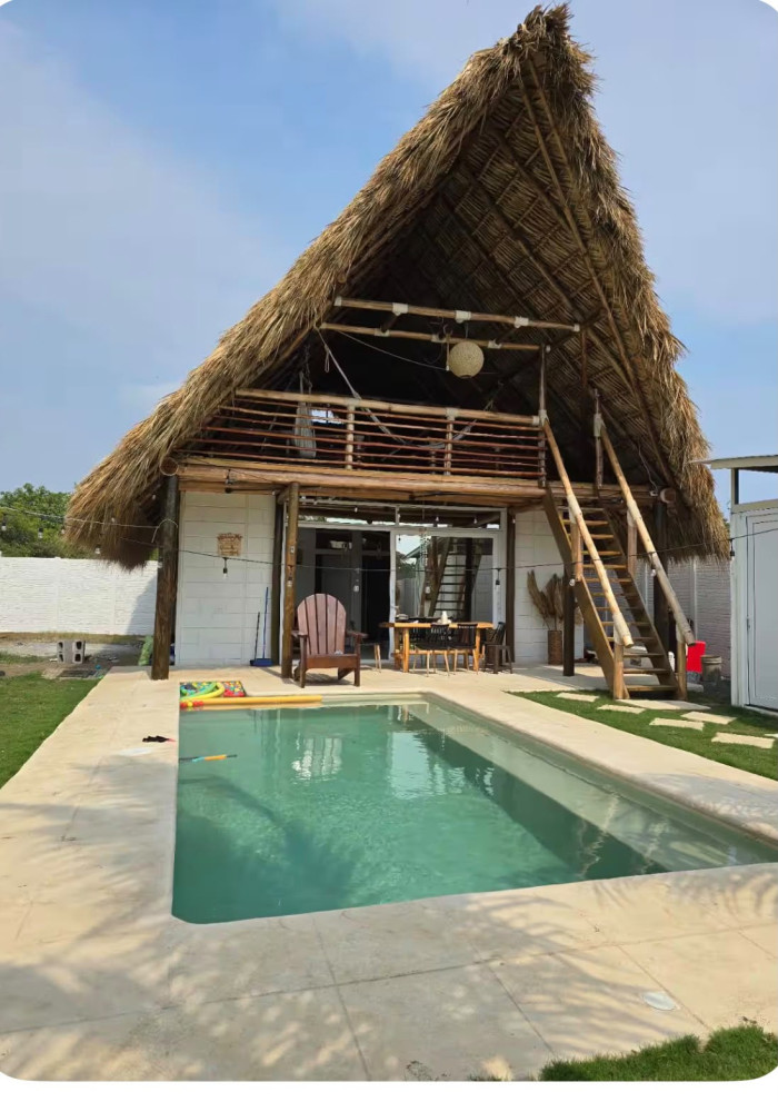 Chalet amueblado en venta, Monterrico