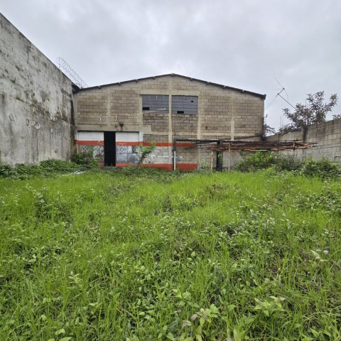 Terreno Comercial en Venta Calzada San Juan Zona 7 - Image 1