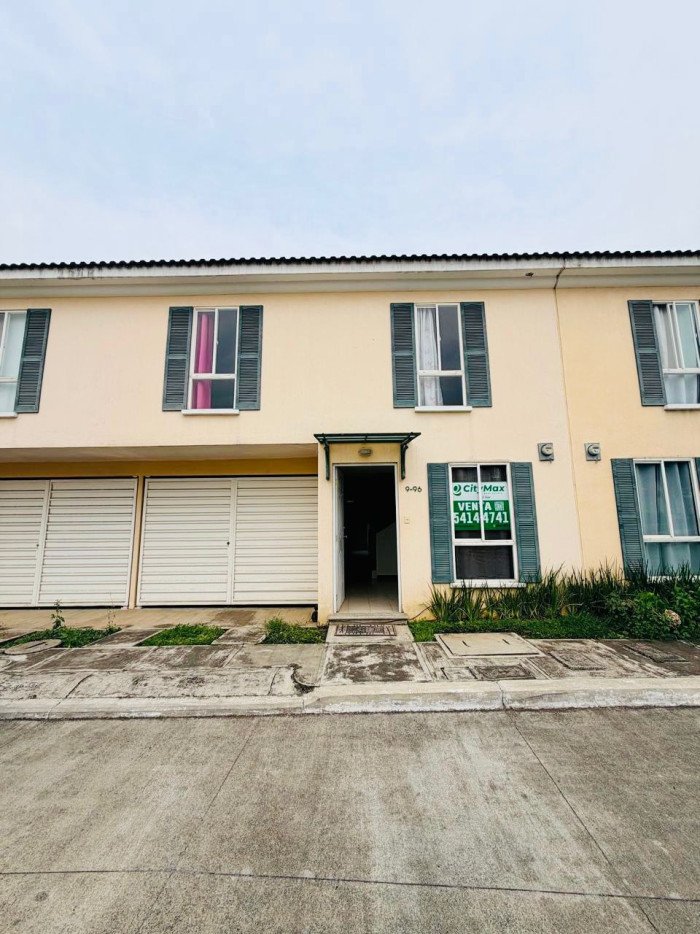 Casa en venta en Jardines de Verona Ciudad Santa Clara - Image 1