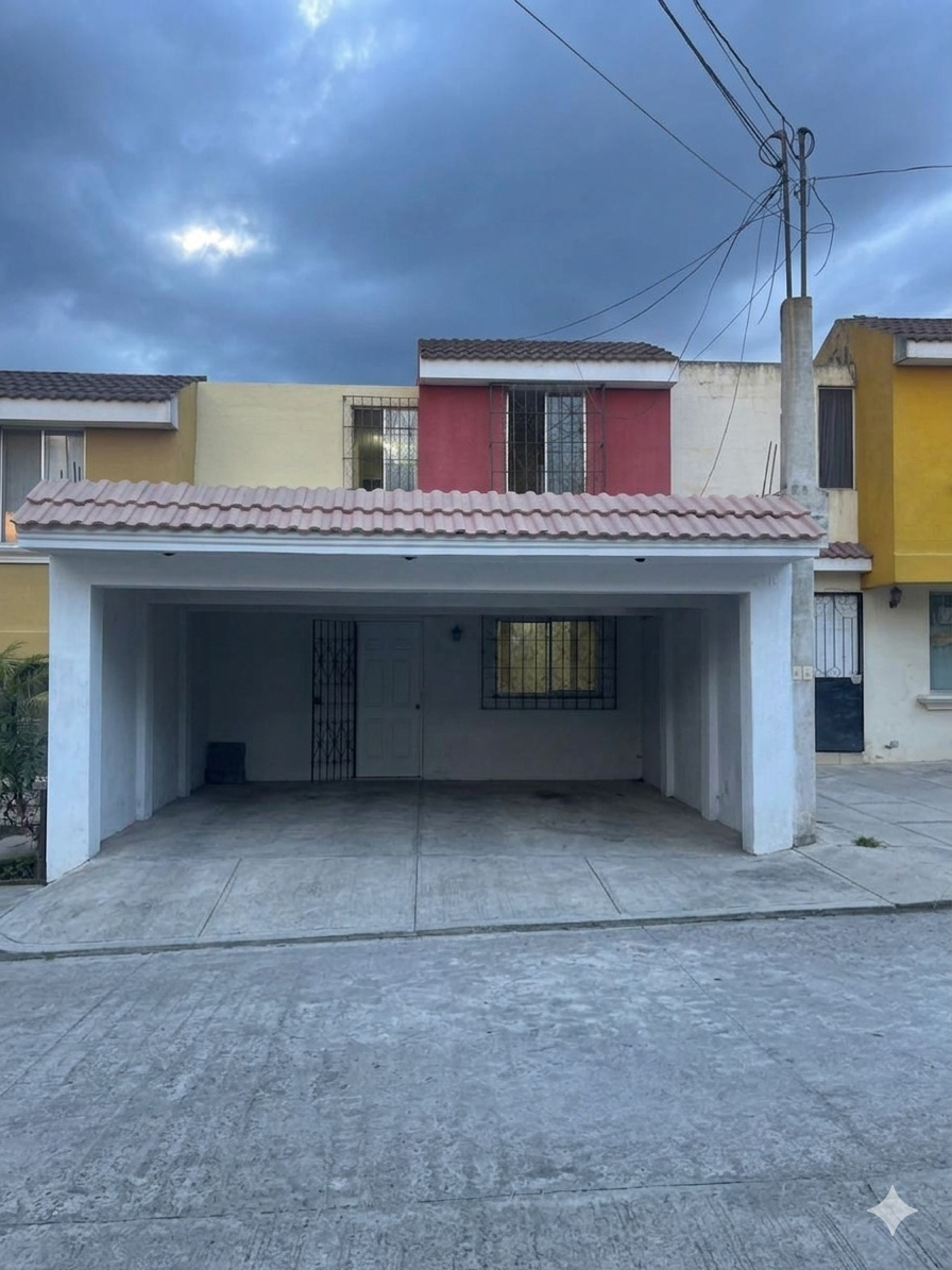 Casa en venta en Planes de Barcenas - Image 1