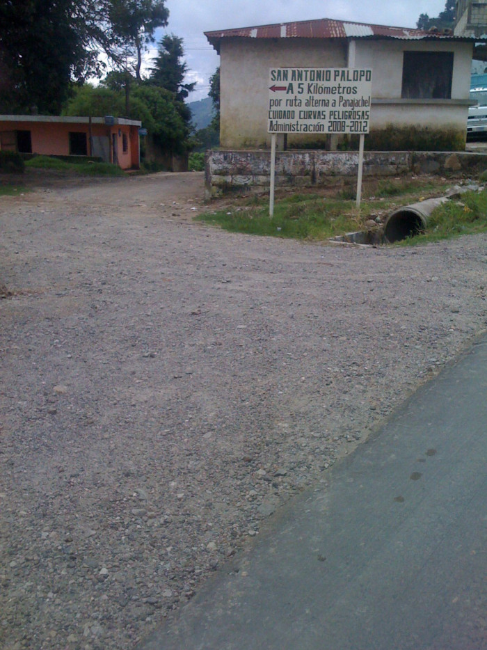 Terreno con Vocación comercial en San Antonio Palopo