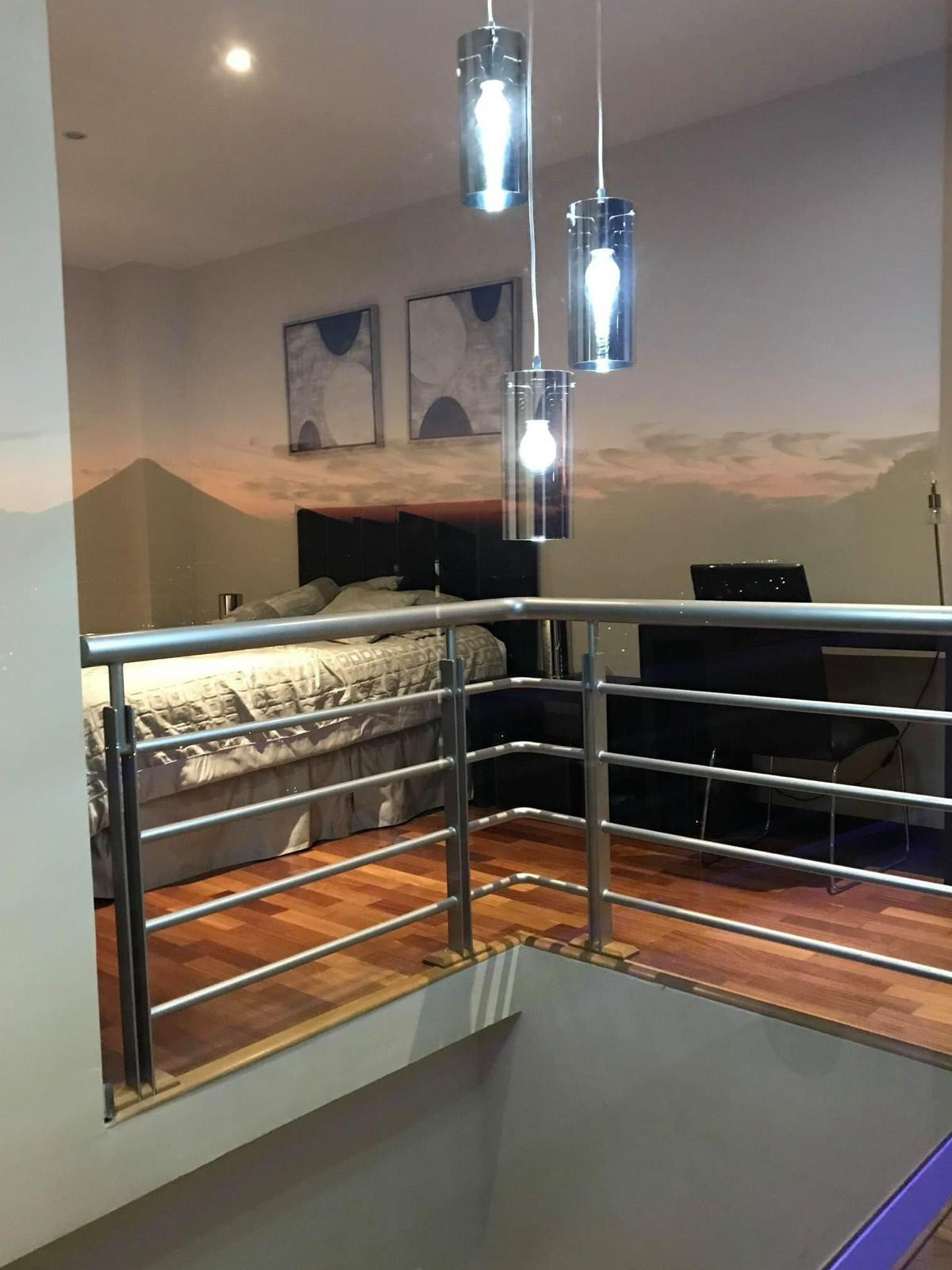 VENDO Apartamento tipo Loft amueblado cercano Zona 15