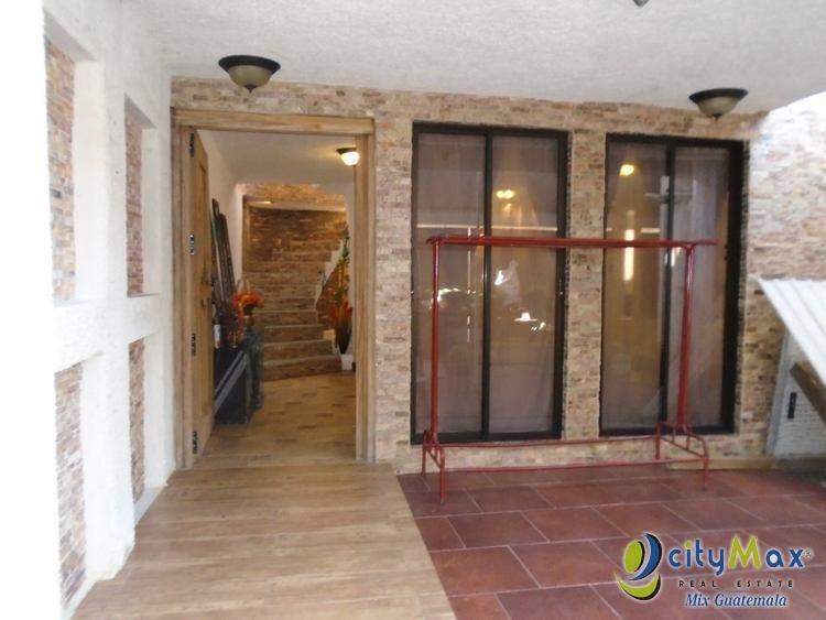 Elegante casa en San Cristobal Guatemala - Image 1