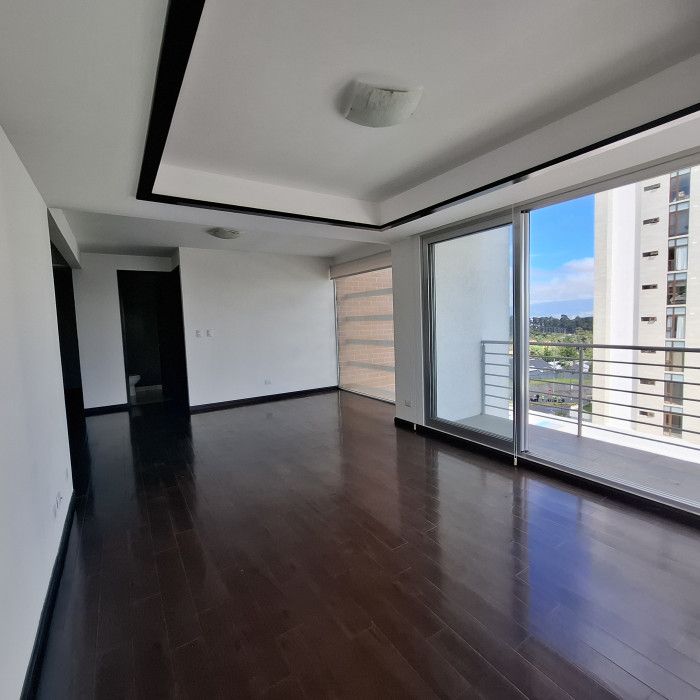En Renta Apartamento en zona 16 Guatemala - Image 1