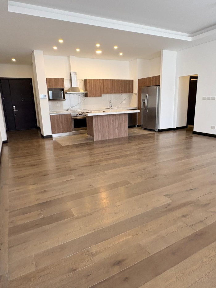 En Renta Penthouse en CAYALA Zona 16 - Image 1