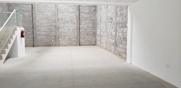Se renta Nueva Ofibodega en Xela con Garita - Image 1