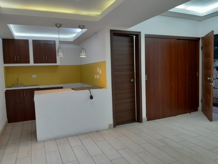 Apartamento conveniente en Renta en Zona 15 - Image 1