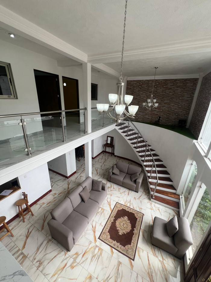 Hermosa Casa moderna en Venta a 10 minutos de Antigua - Image 1