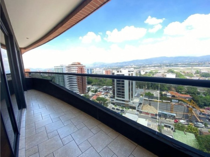 Apartamento amplio en Alquiler en Zona 14 Guatemala - Image 1