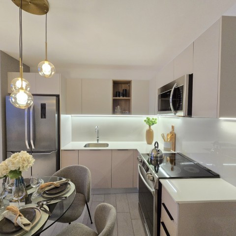 Apartamento de 2 Habitaciones en Venta Zona 11 Ciudad - Image 1