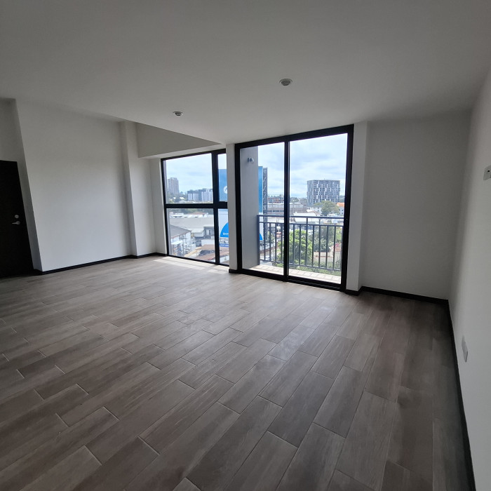Renta de Apartamento en Altaire zona 11 Mariscal