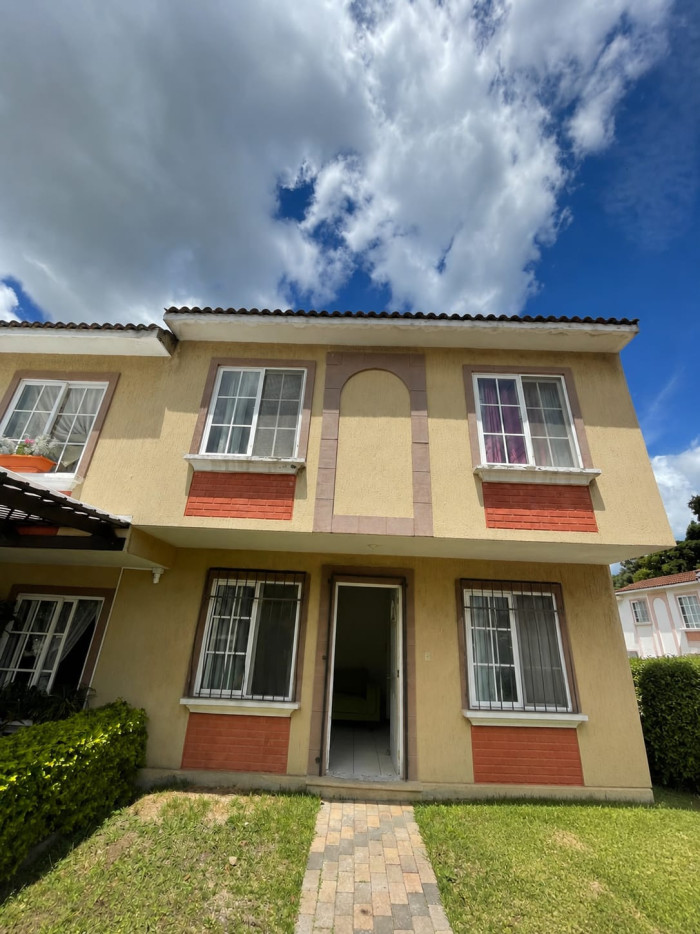 CASA EN VENTA  CONDOMINIO VIÑAS DEL SUR  FASE 2 V.N