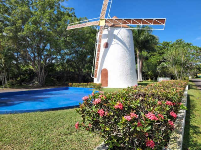 Terreno en Venta Lagunas de Torremolinos, Escuintla - Image 1
