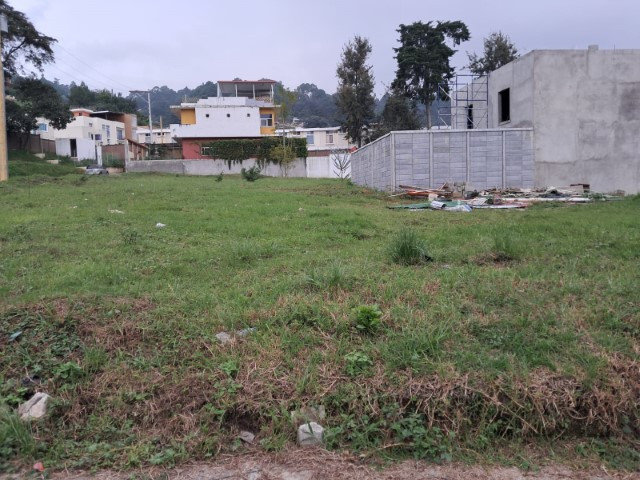 Terreno en Venta San Lucas Sacatepéquez Paseo Colonial - Image 1