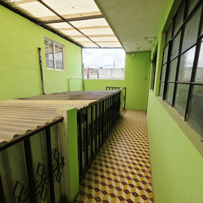 Rento Apto en 2do Nivel en  zona 6 Barrio San Antonio