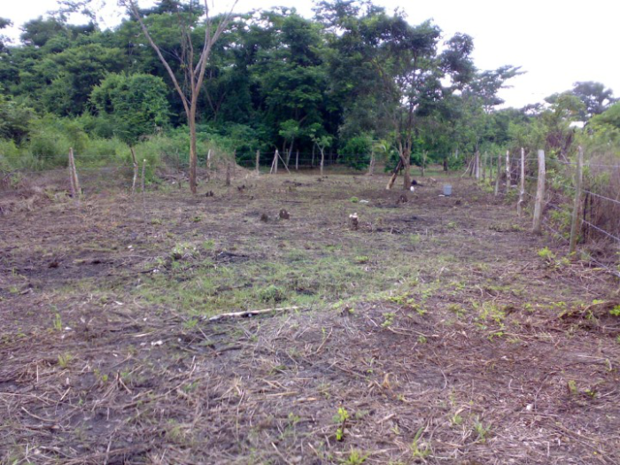 Terreno en venta en Laguna de Torremolinos, Escuintla - Image 1