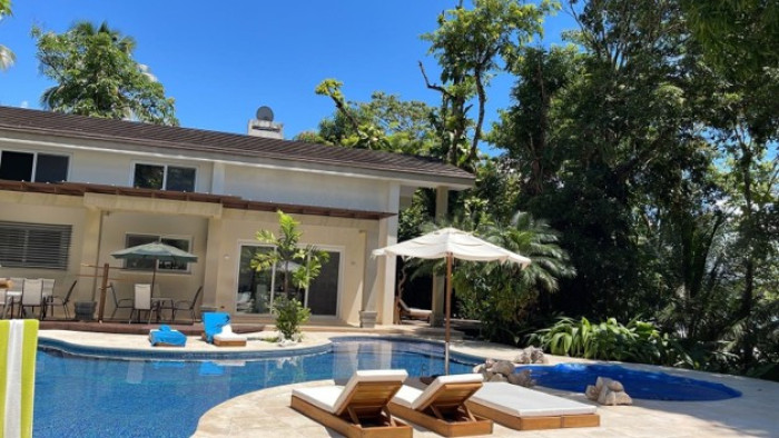 Casa de descanso en Venta en Río Dulce Izabal - Image 1