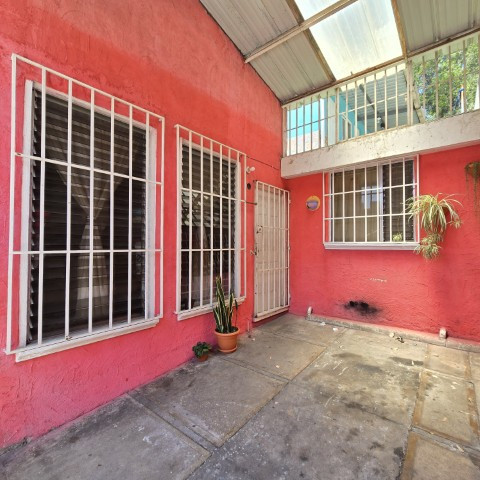 Casa en Venta Villa Nueva Condominio Villa Romana - Image 1