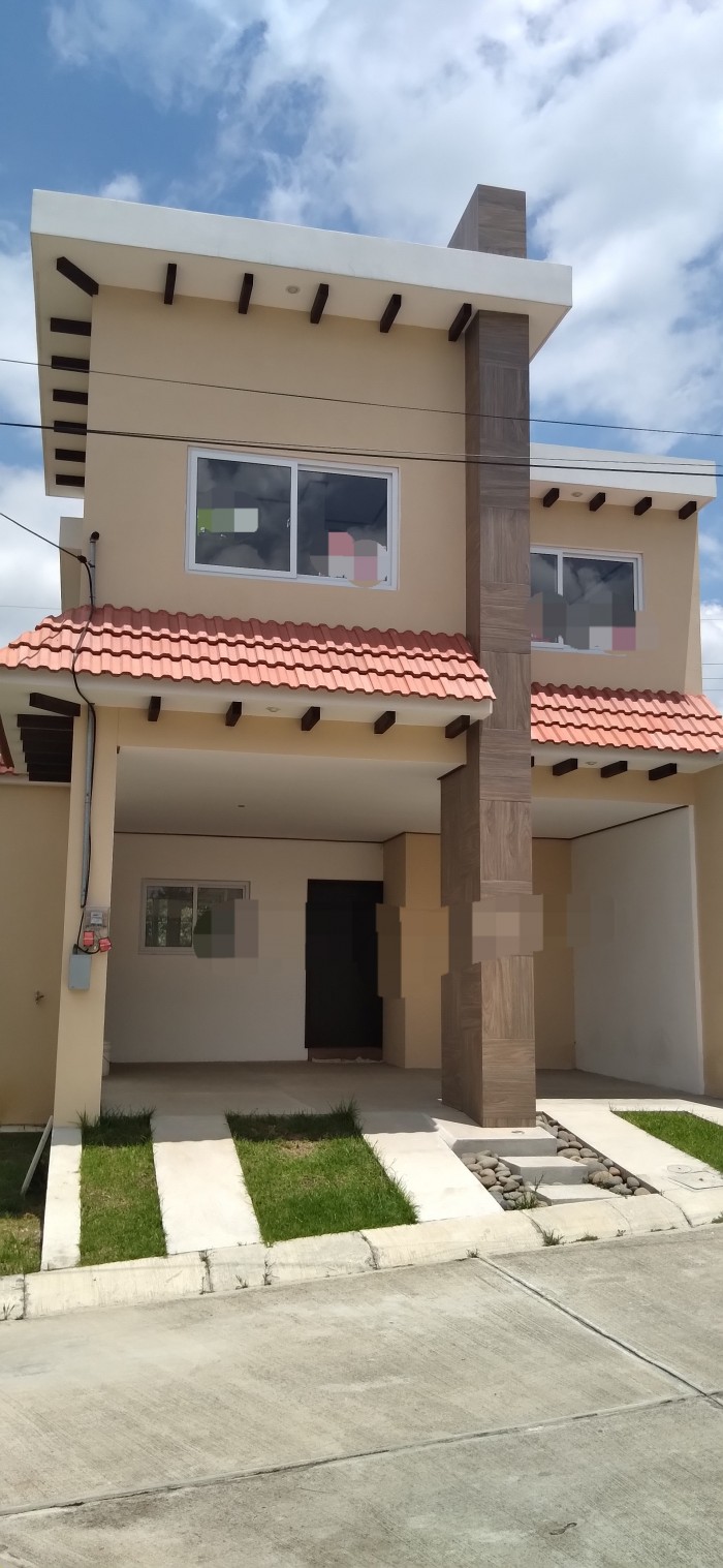  Casa en Condominio Residencial en Quetzaltenango - Image 1