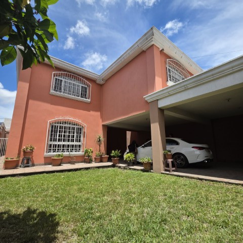 Casa en Renta Zona 12 Santa Elisa, Guatemala - Image 1