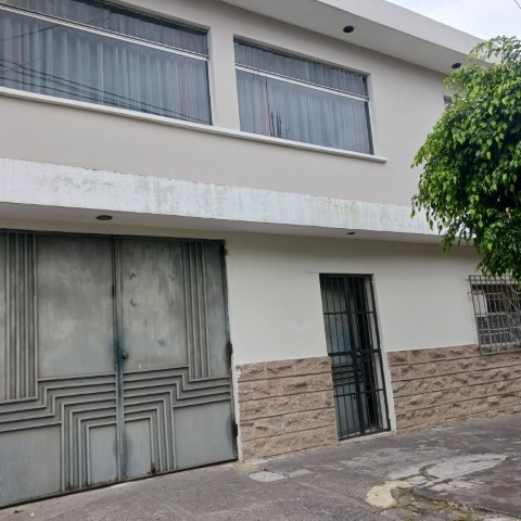 Casa en Venta en Colonia Roosevelt Zona 11 Ciudad - Image 1