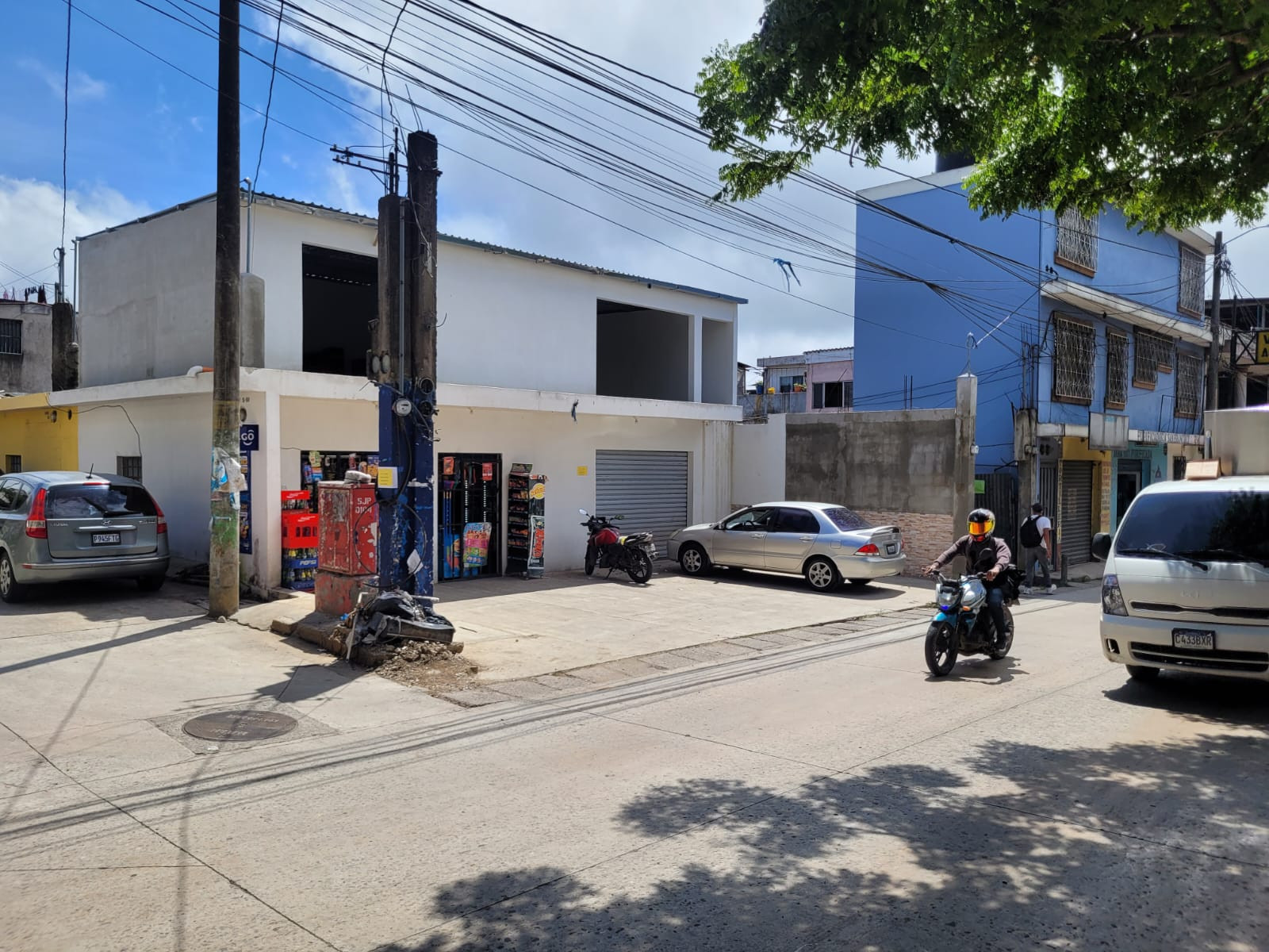Local comercial renta en viá principal San José Pinula - Image 1