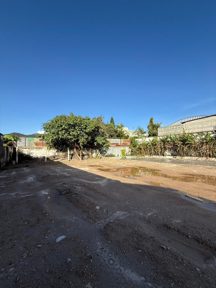 Terreno Comercial en renta en zona 5 de Jalapa - Image 1