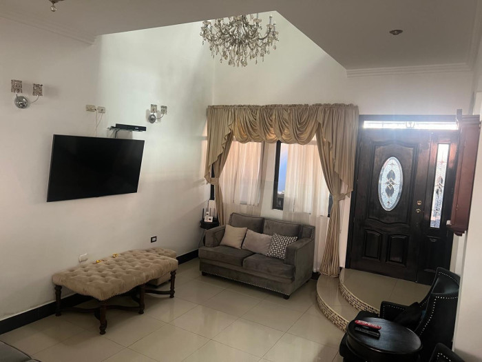 Casa en Condominio en Venta en Zona 16, Ciudad de Guatemala
