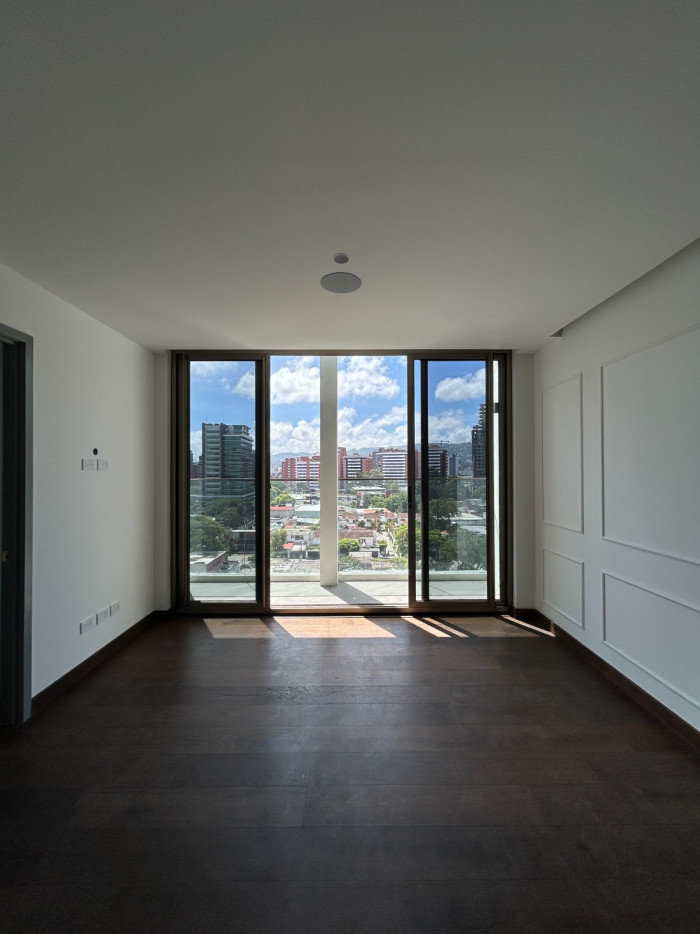 Apartamento nuevo en Venta Zona 10 - Image 1