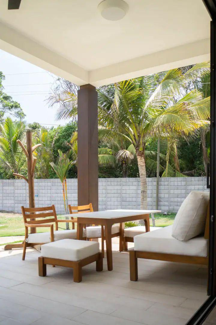 Villa en Venta en La Mar Monterrico Santa Rosa - Image 1