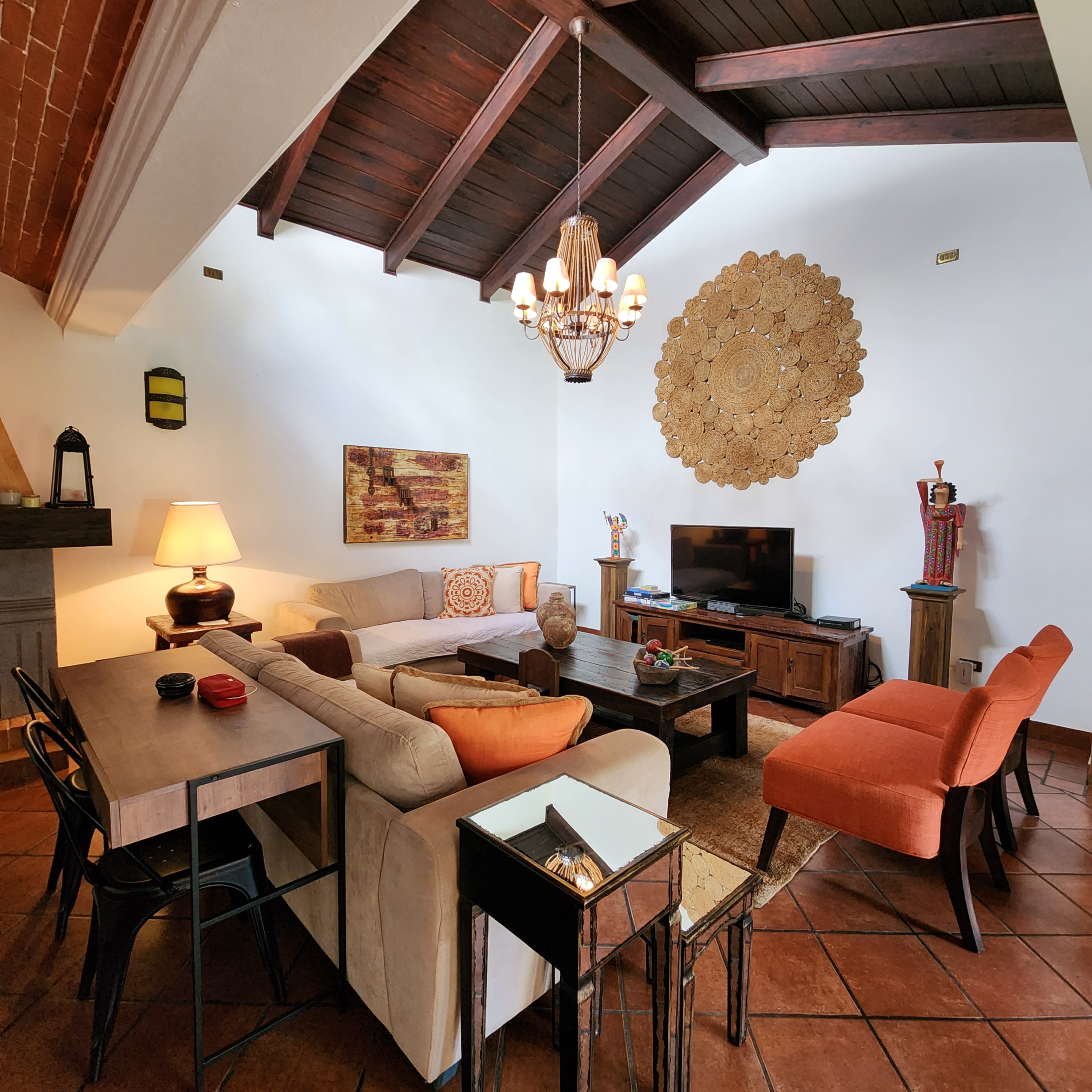 Casa en renta amueblada en Antigua - Image 1