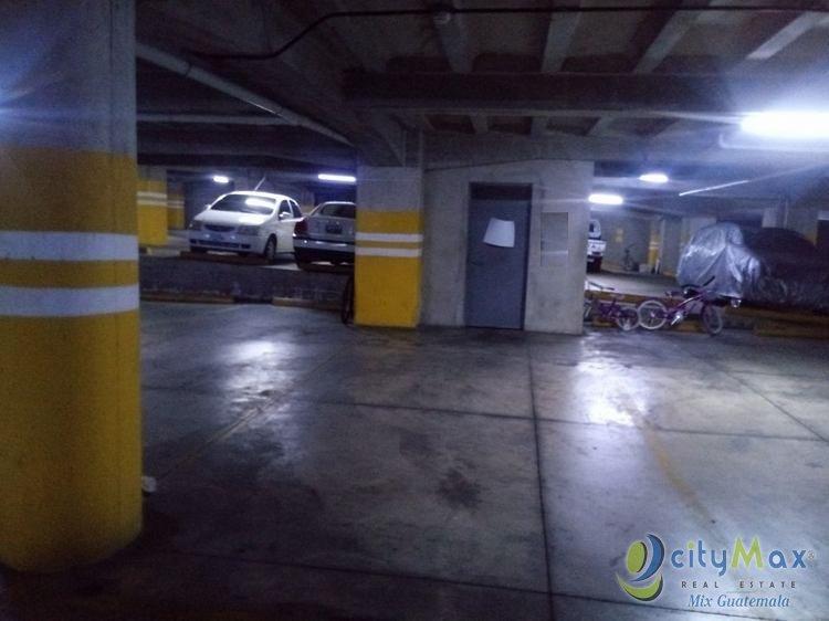 Vendo dos estacionamientos en Tiffany II Zona 10 - Image 1