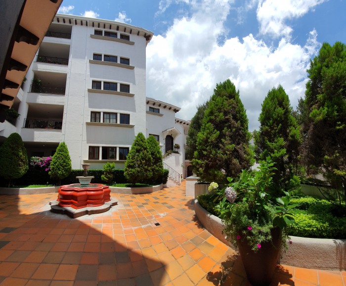 Amplio apartamento en venta en Durian de Cayala Zona 16
