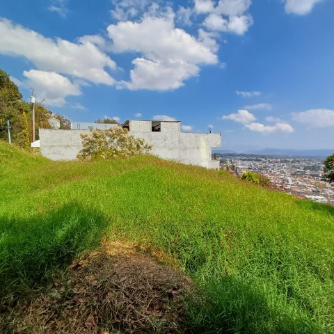 Terreno en Venta Lomas del Bosque Zona 11 de Mixco - Image 1