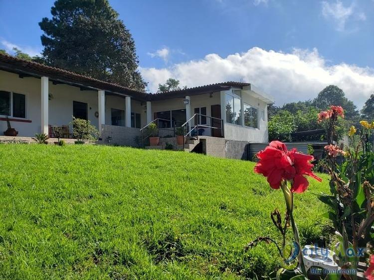 Casa en Venta en las afueras de Santiago Sacatepequez ! - Image 1