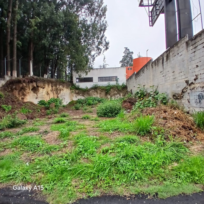 Terreno en Renta sobre Boulevard San Cristóbal Mixco - Image 1