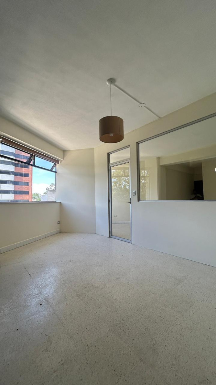 Apartamento en Renta en Elgin zona 14 - Image 1