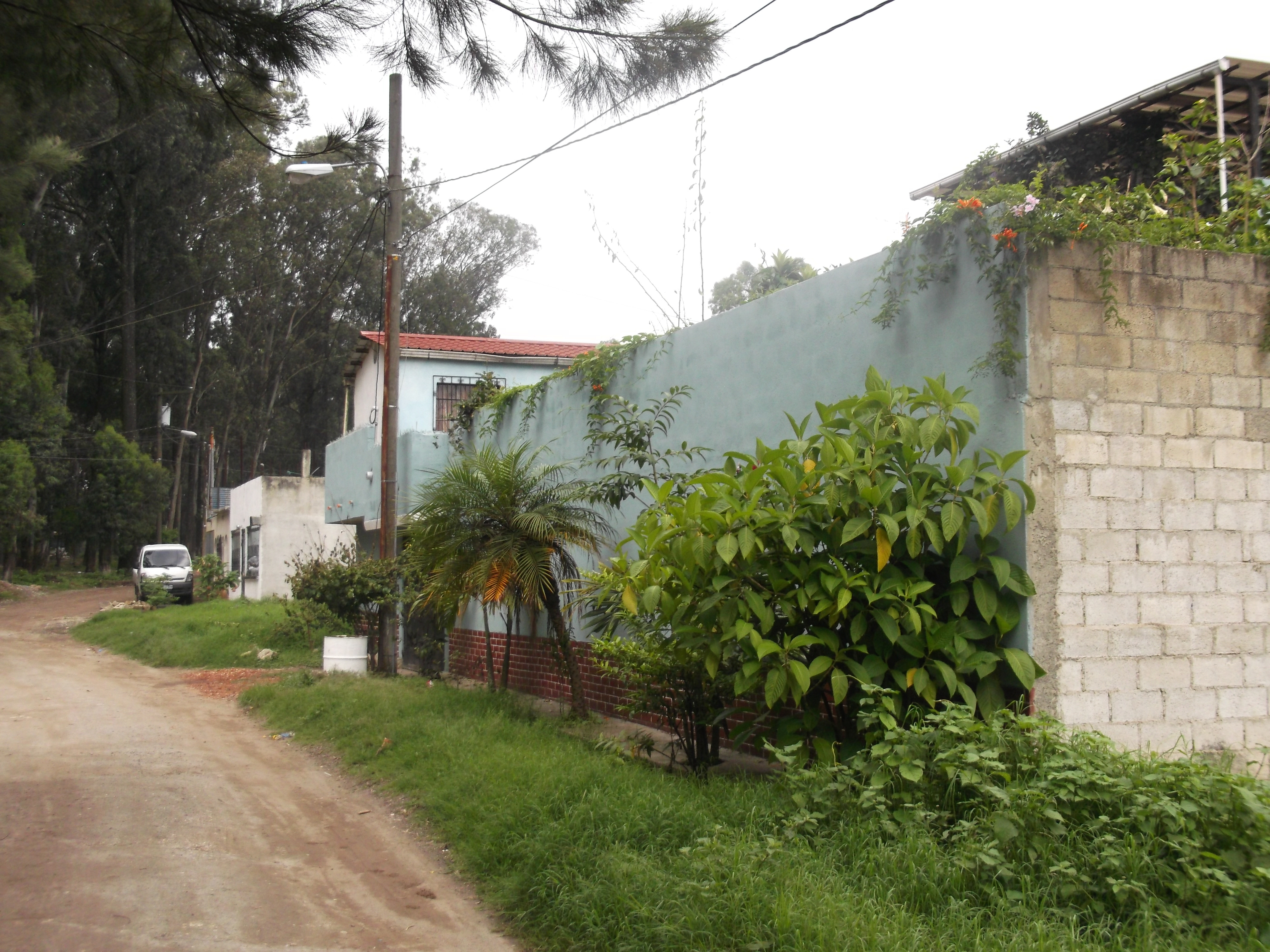 Se Vende Casa en Barcenas km 21.5 de 2 niveles - Image 1