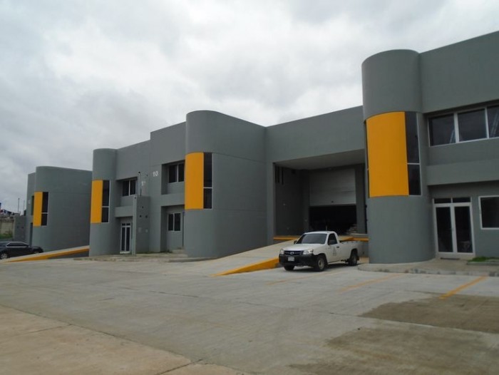 Rento Ofibodega Carretera a San Juan Sacatepequez - Image 1