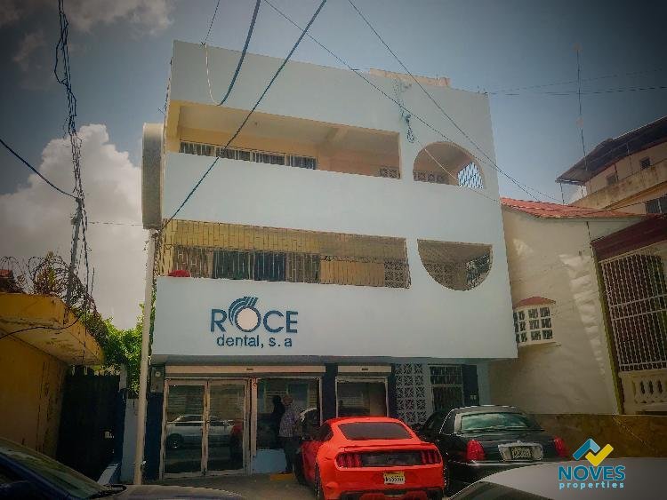 Edificio Comercial y Residencial en el Centro Histórico - 1