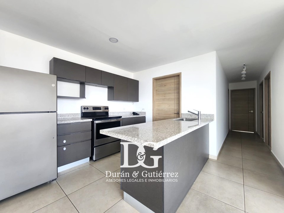 ALQUILO O VENDO APARTAMENTO TORRE TRELUM LINEA BLANCA