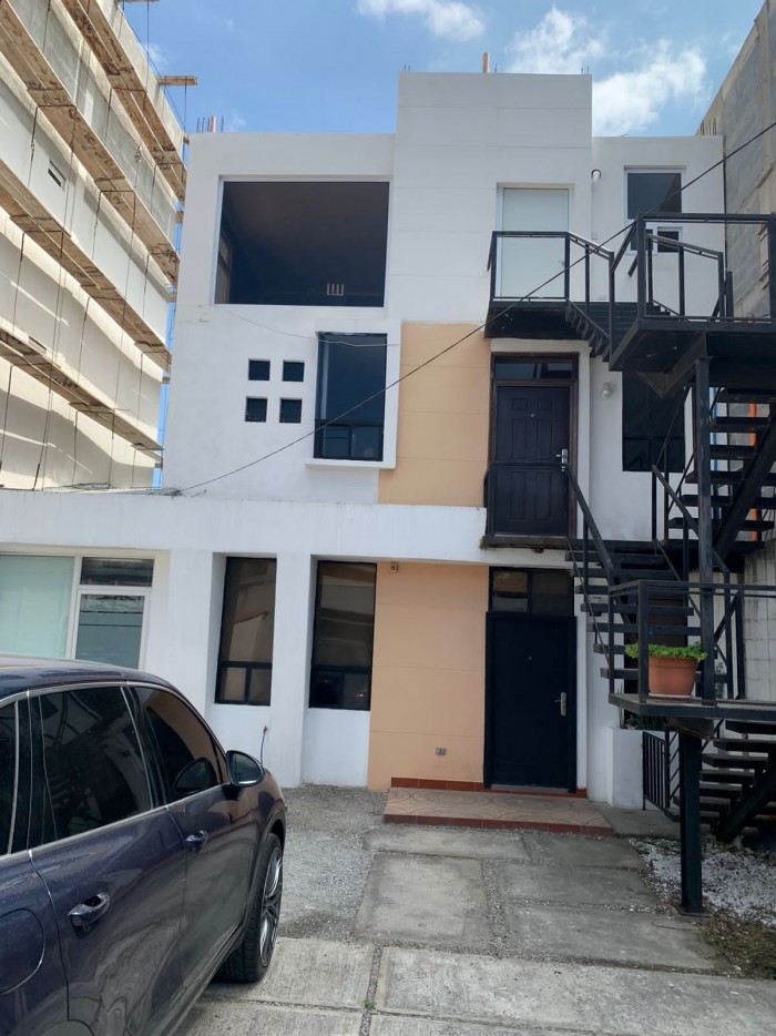 ALQUILO PROPIEDAD PARA EN ZONA 11 LAS CHARCAS - 1