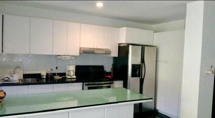 VENDO APARTAMENTO AMOBLADO ZONA 15