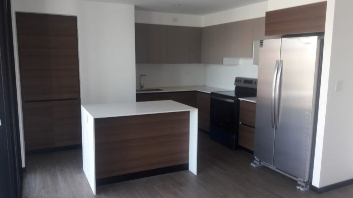 APARTAMENTO IQ10 - ZONA10